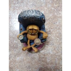 Vintage Garfield Danbury Mint "Sitting Pretty" Figurine 1992 Jim Davis Collectib